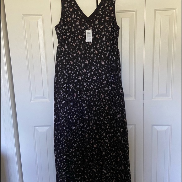 torrid Dresses & Skirts - Torrid 1X NWT black ditsy floral lined maxi dress